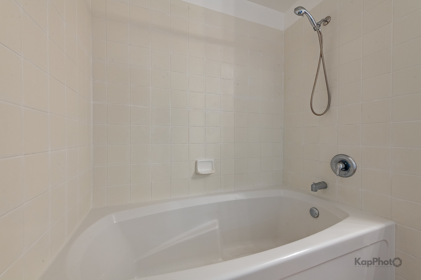 437 W Division Street Unit: 505