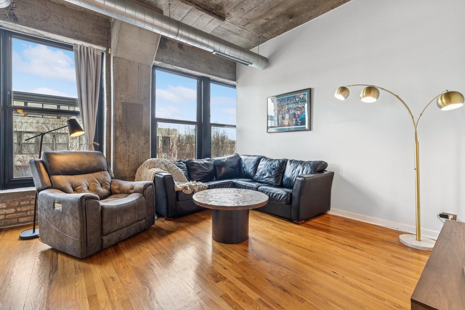 1069 W 14th Place Unit: 333