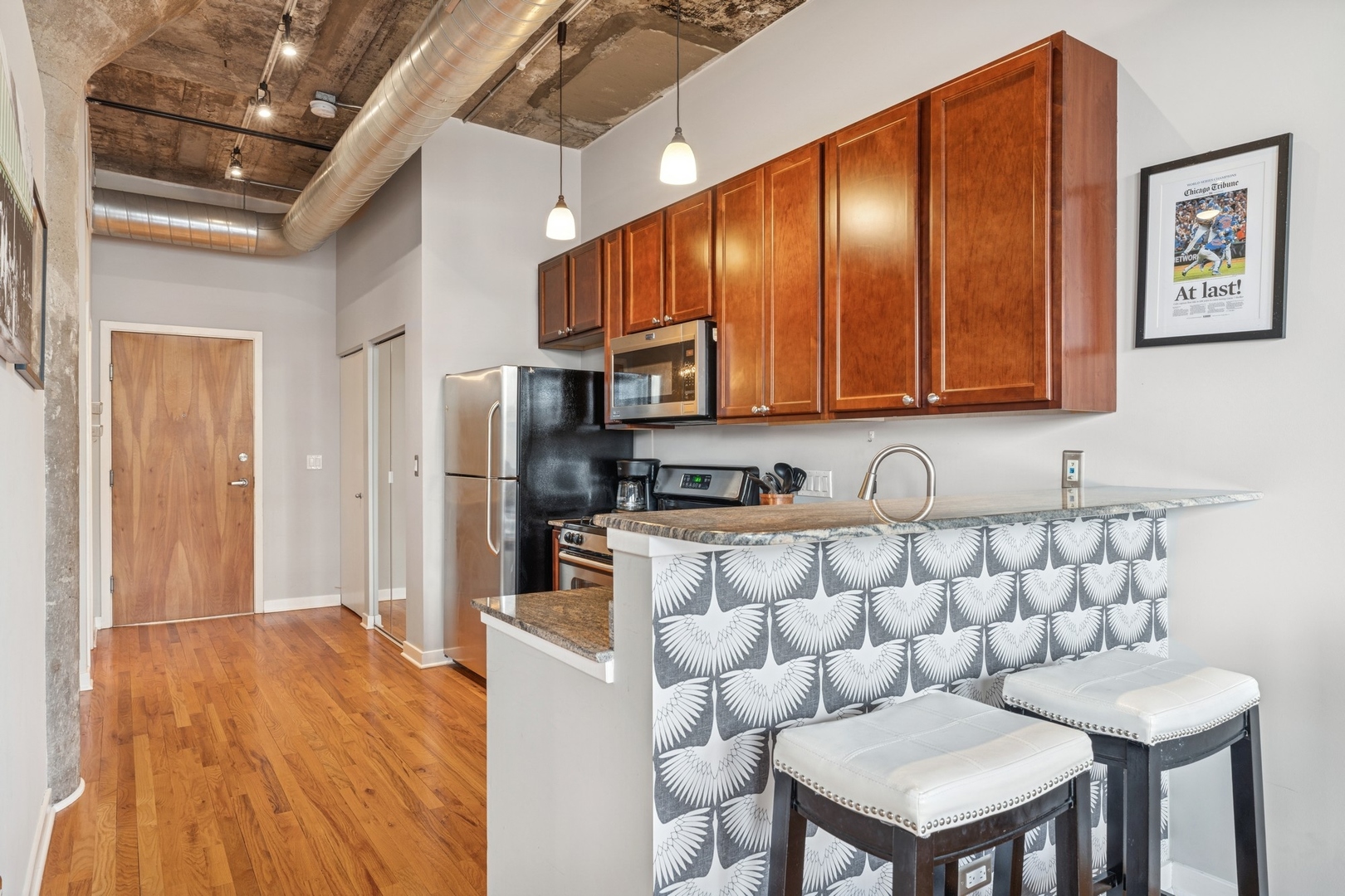 1069 W 14th Place Unit: 333