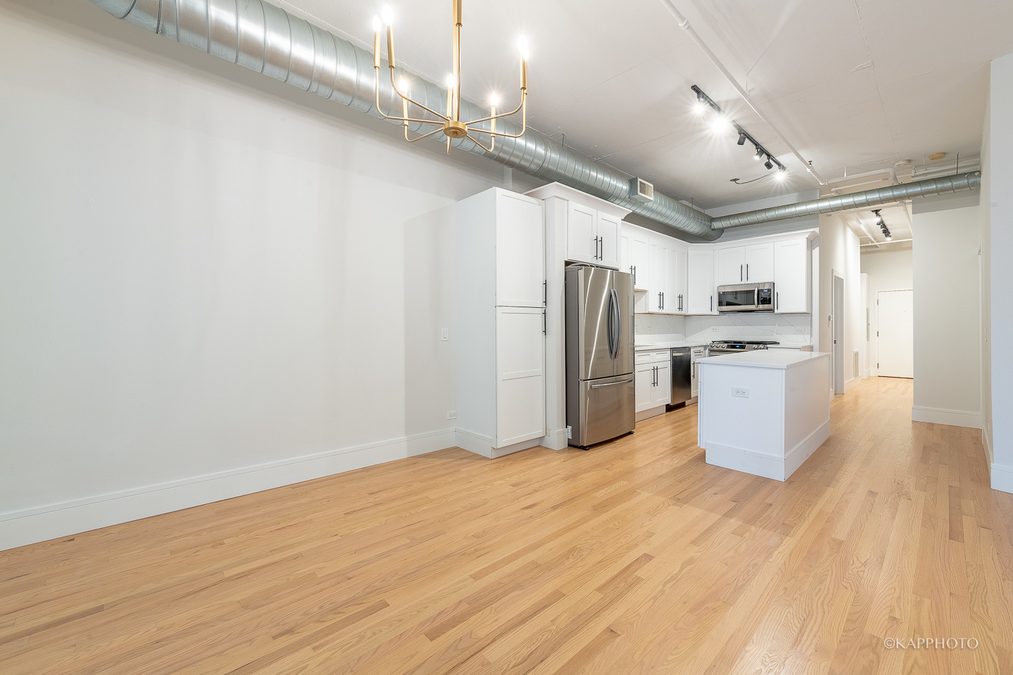 1000 W Adams Street Unit: 201