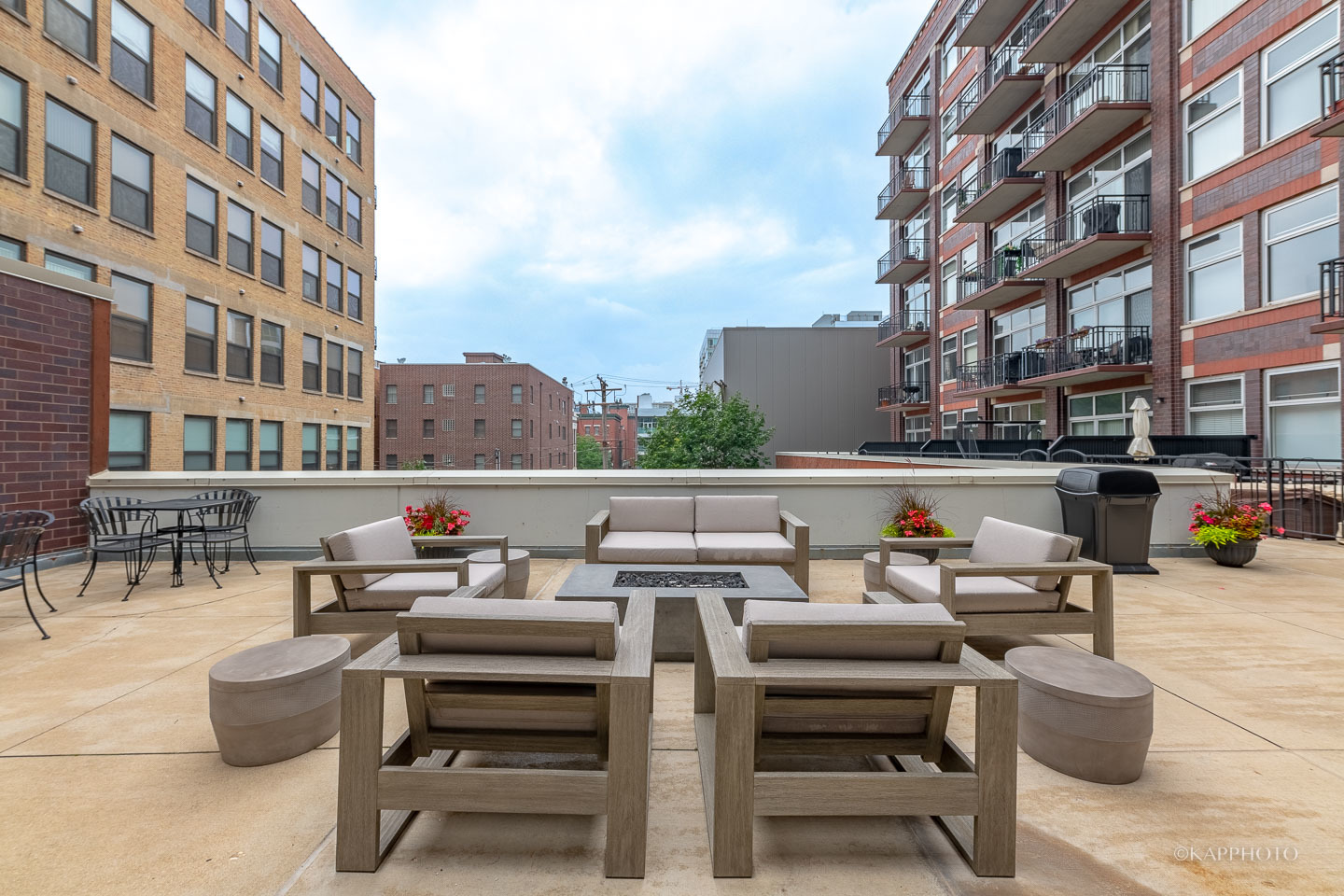 1000 W Adams Street Unit: 316
