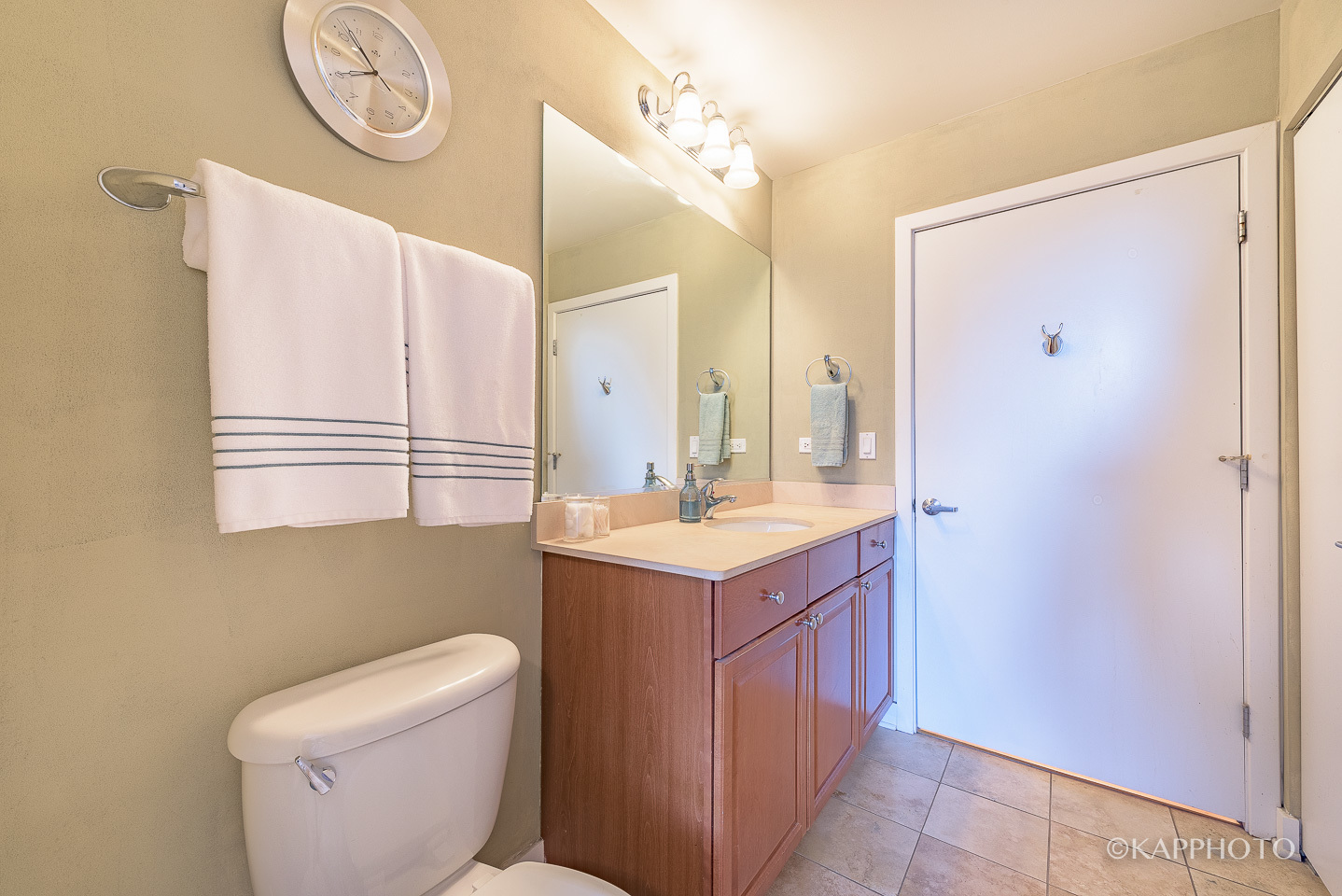 901 W Madison Street Unit: 921