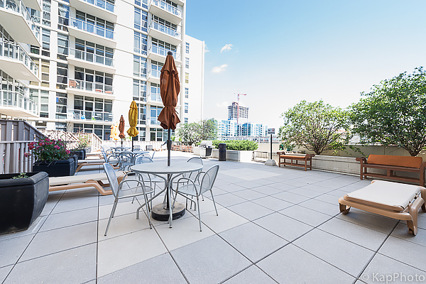 901 W Madison Street Unit: 921