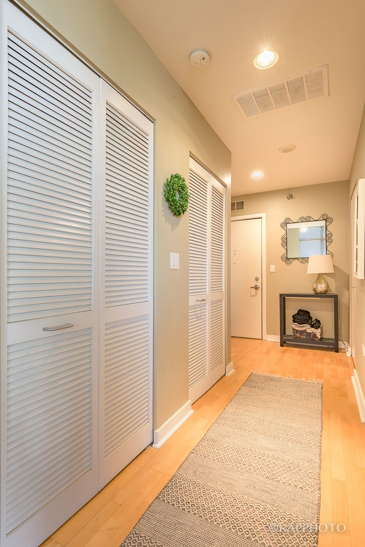 901 W Madison Street Unit: 921