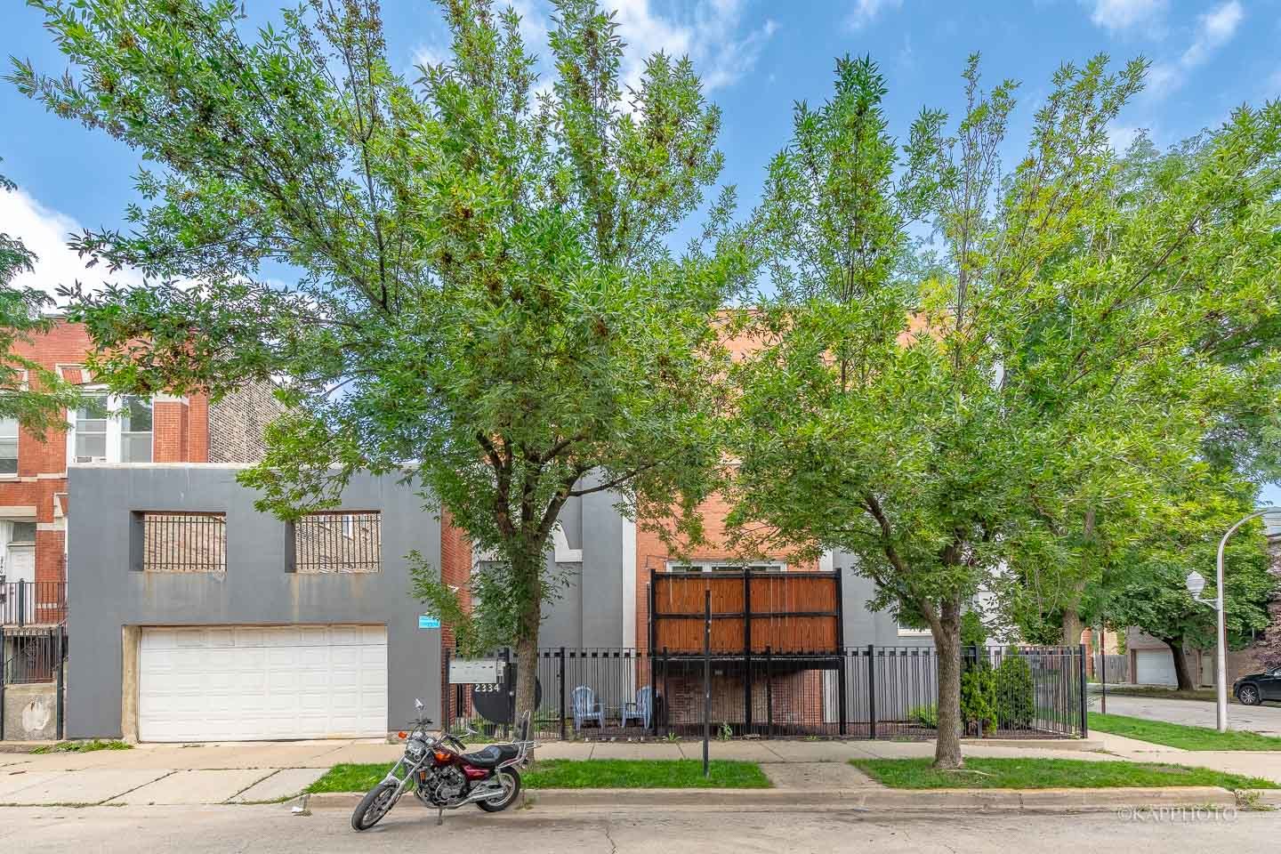 2334 W Polk Street Unit: 2