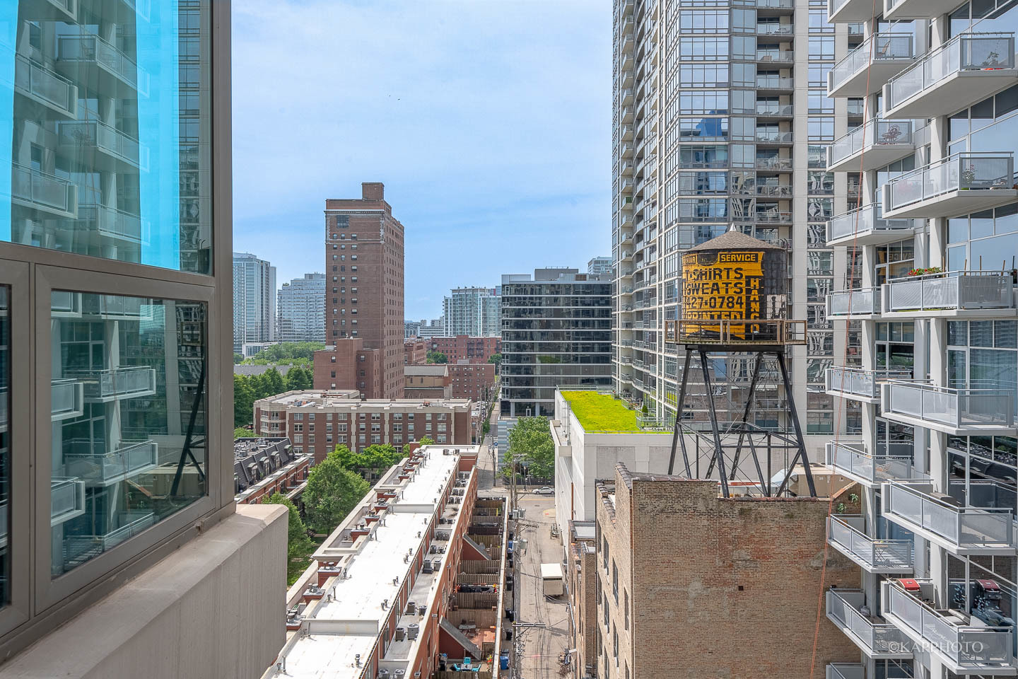 125 E 13TH Street Unit: 1113