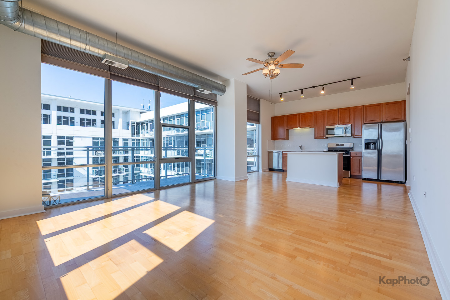 901 W MADISON Street Unit: 921