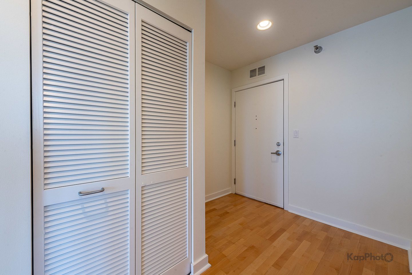 901 W MADISON Street Unit: 921