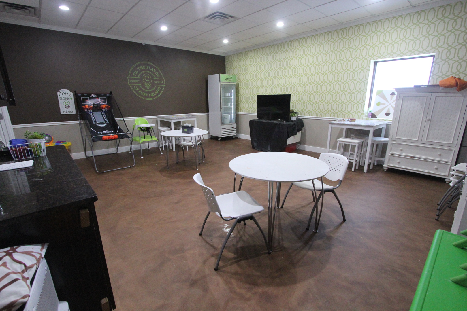 1047 W Madison Street