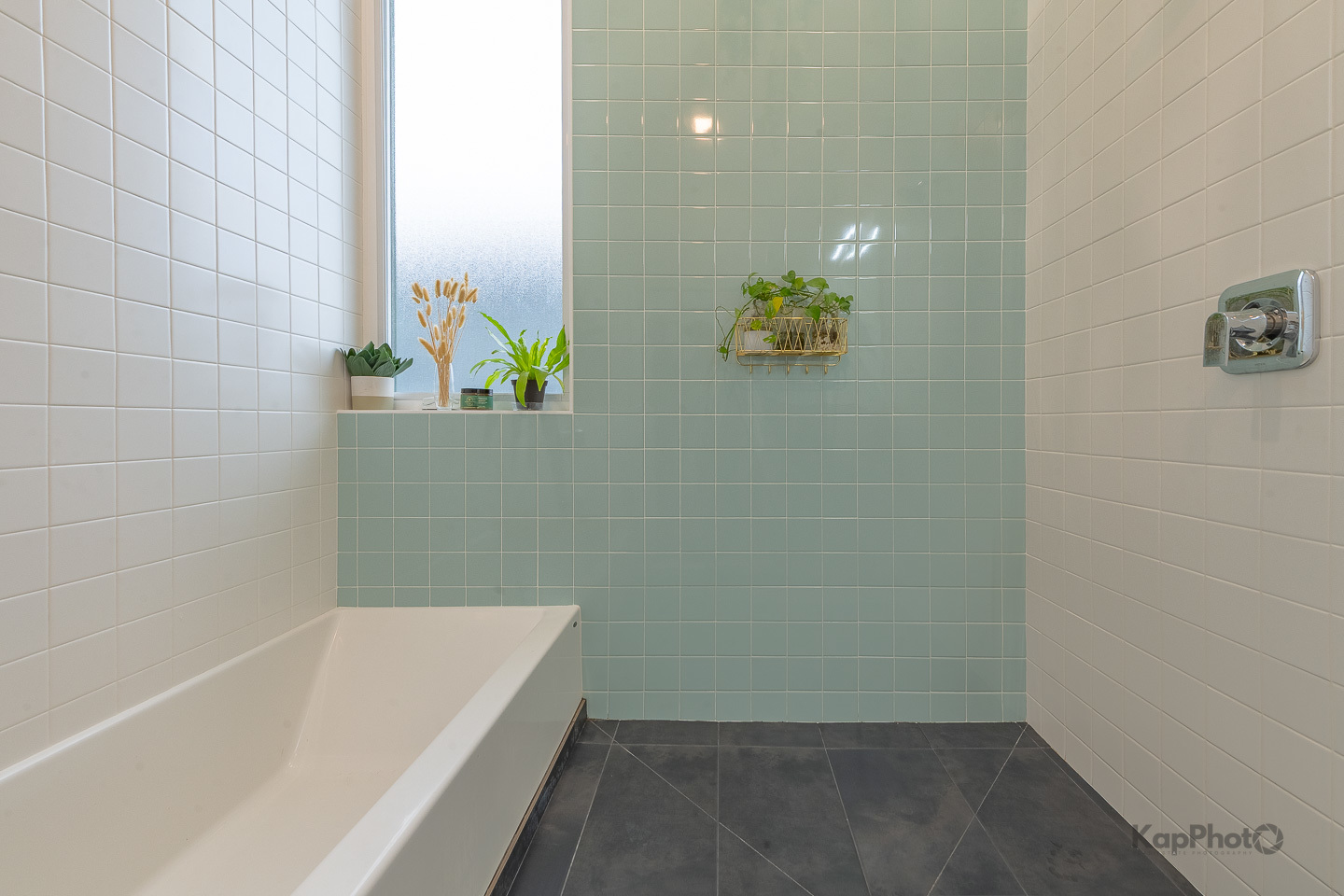 2828 W Wilcox Street