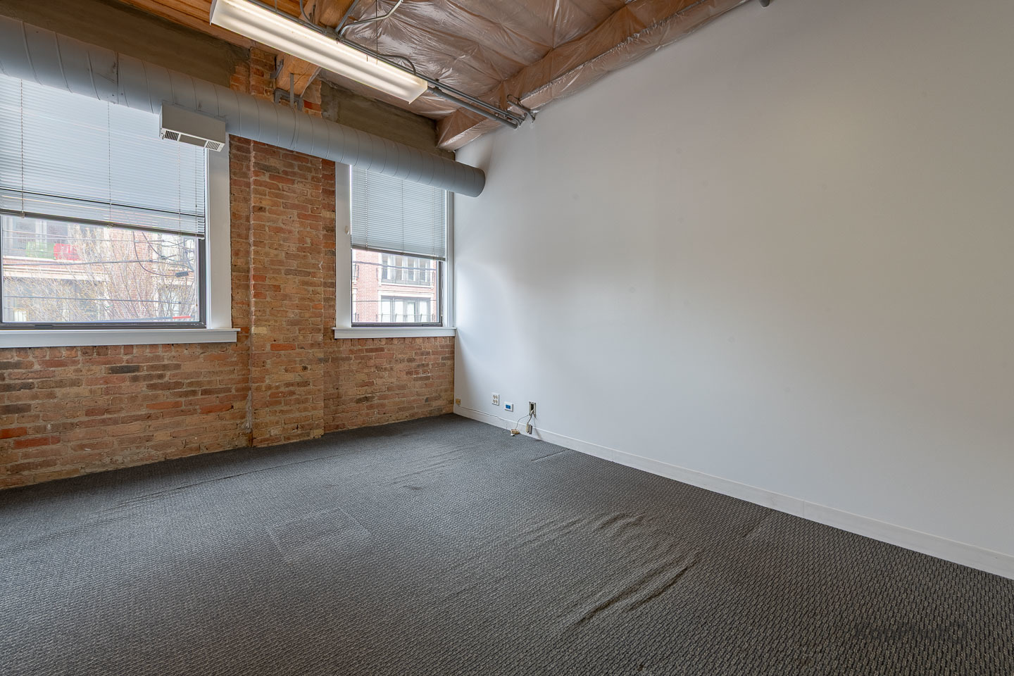 913 W Van Buren Street Unit: 2D