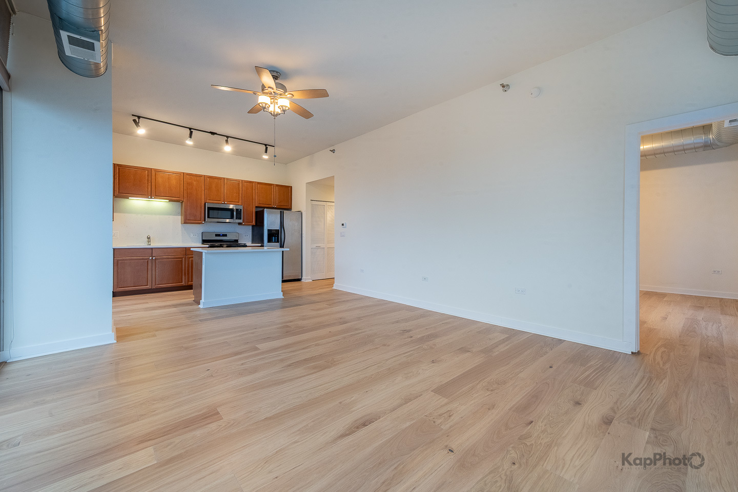 901 W MADISON Street Unit: 921