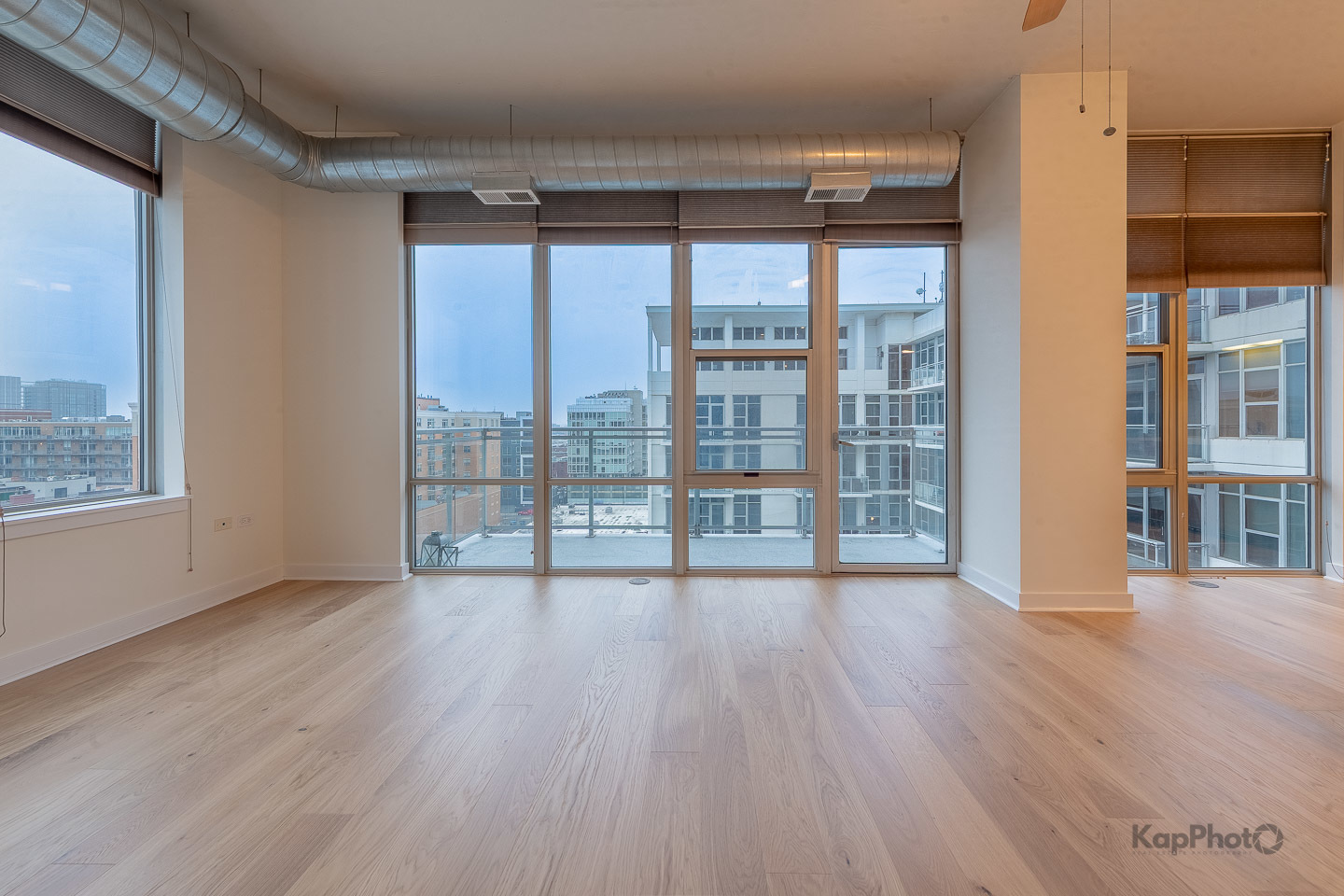 901 W MADISON Street Unit: 921