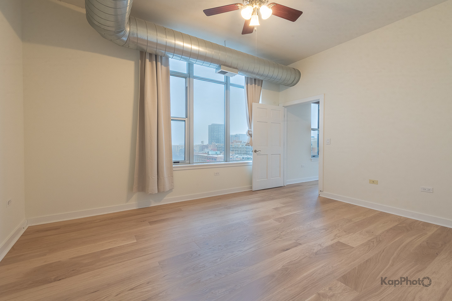 901 W MADISON Street Unit: 921