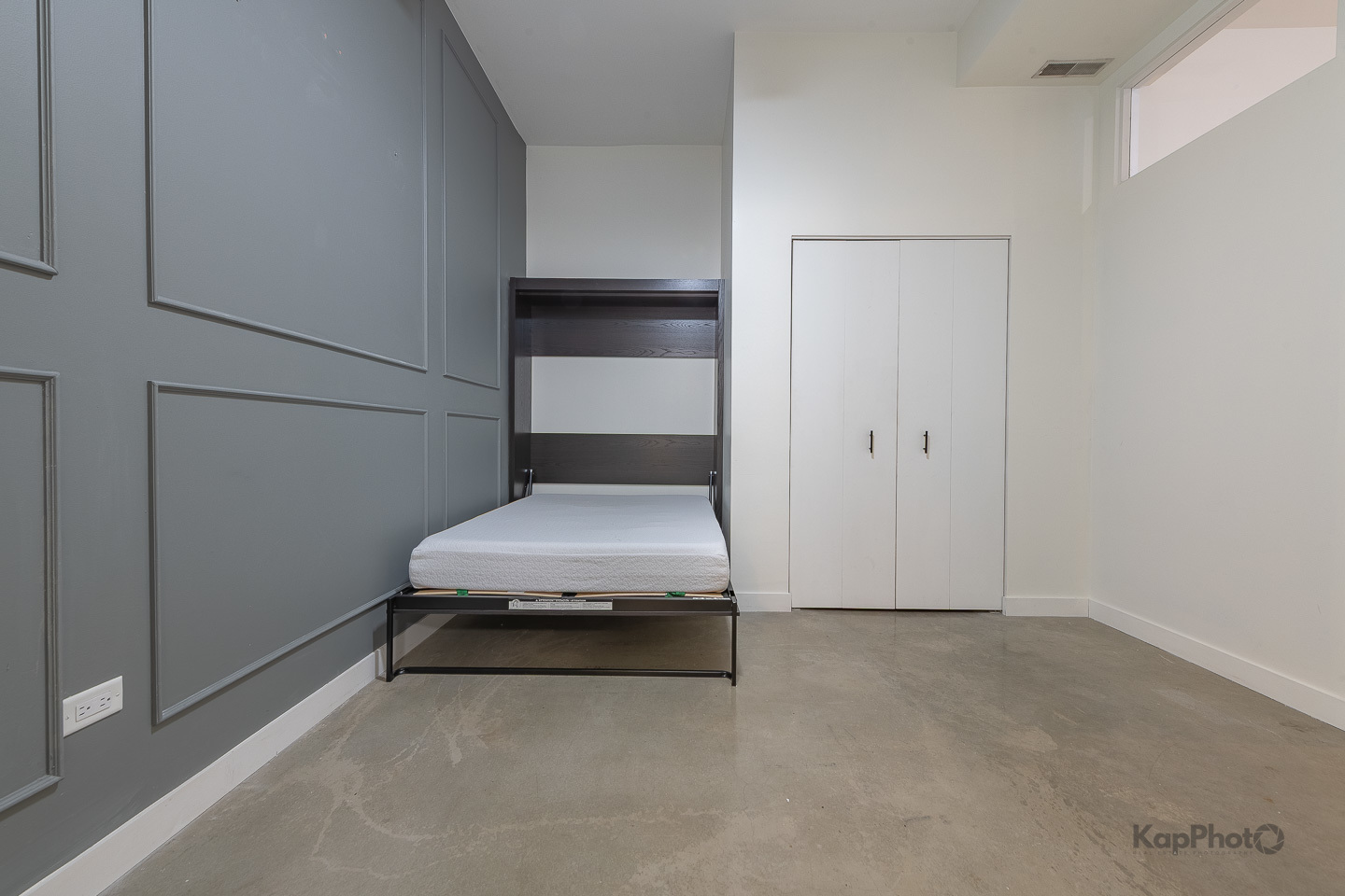 949 W Madison Street Unit: 207