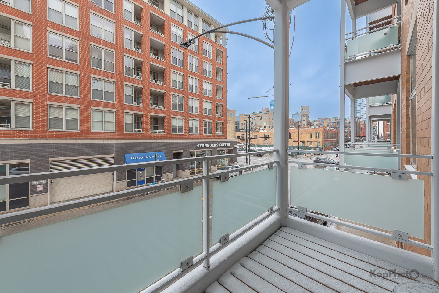 949 W Madison Street Unit: 207