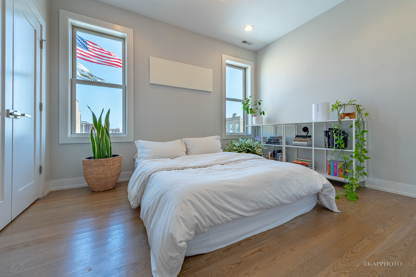 457 N Aberdeen Street Unit: 4N