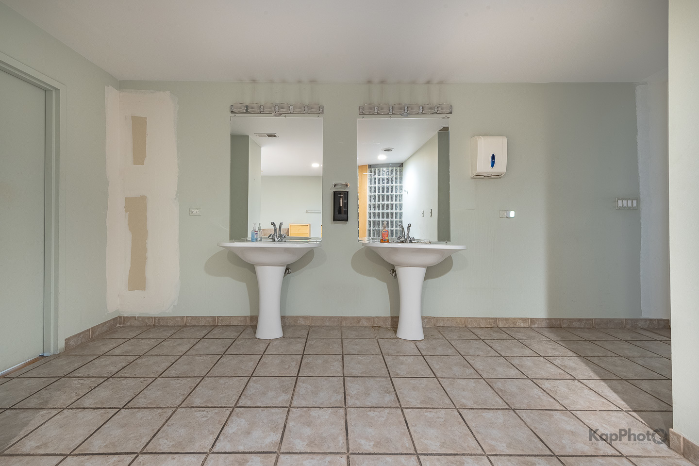 913 W Van Buren Street Unit: 1A