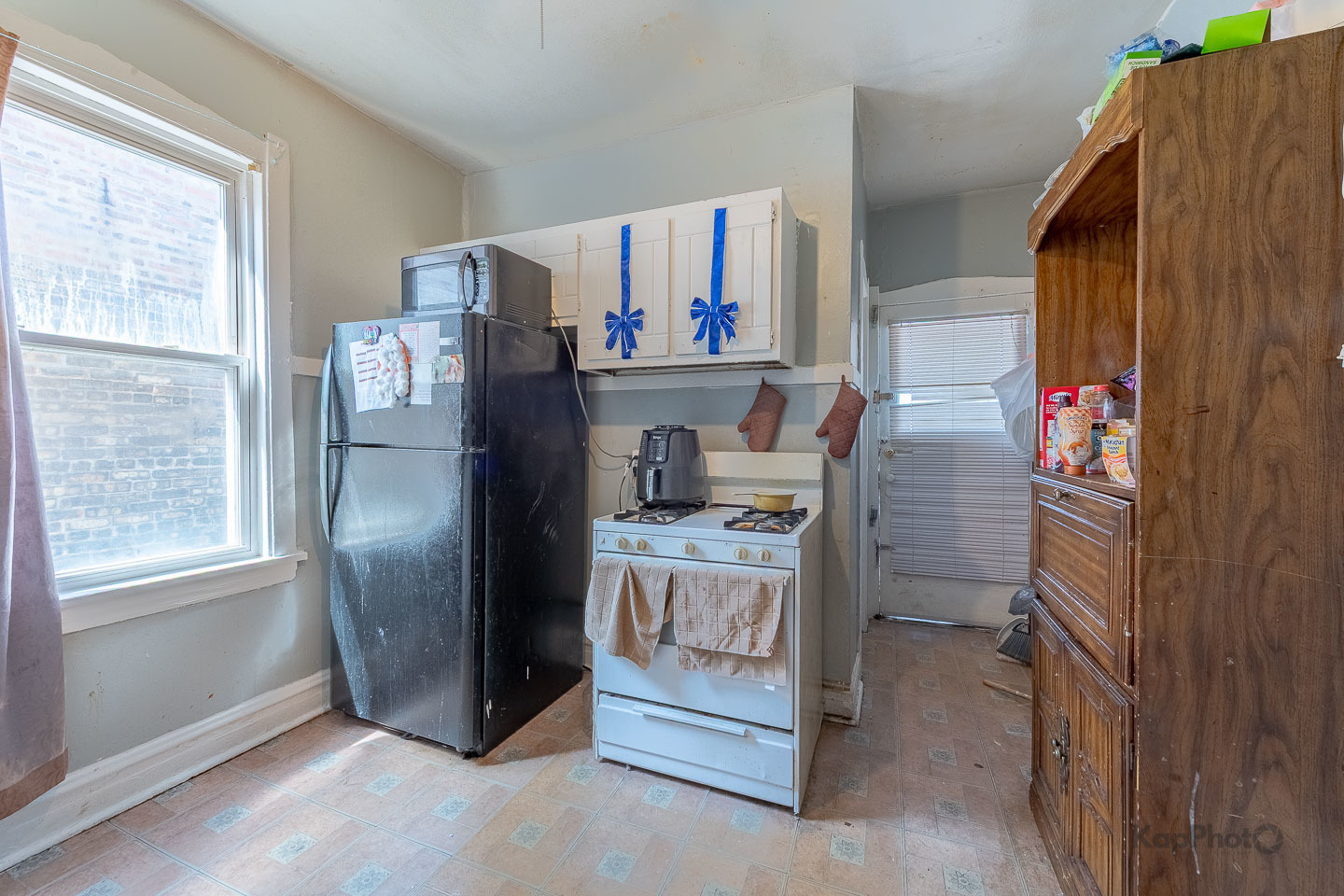 1632 N Linder Avenue