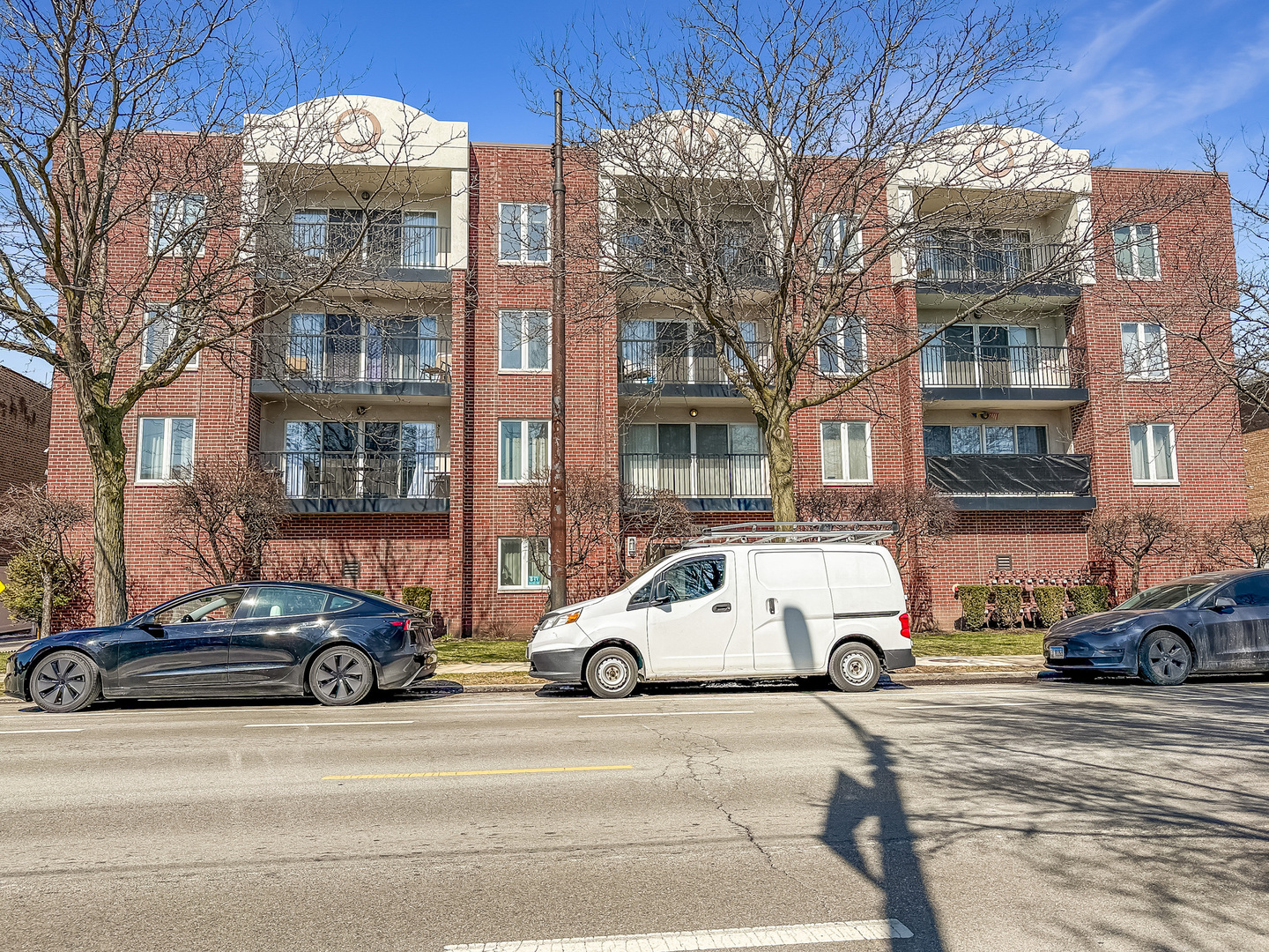 5840 W Lawrence Avenue Unit: 301