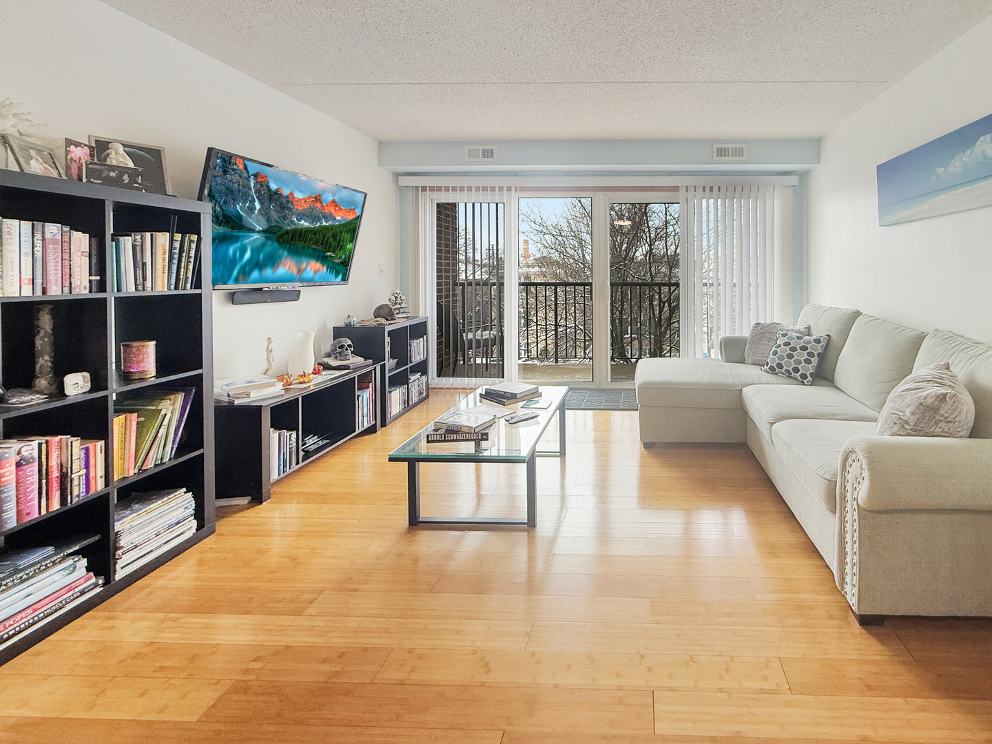 5840 W Lawrence Avenue Unit: 301