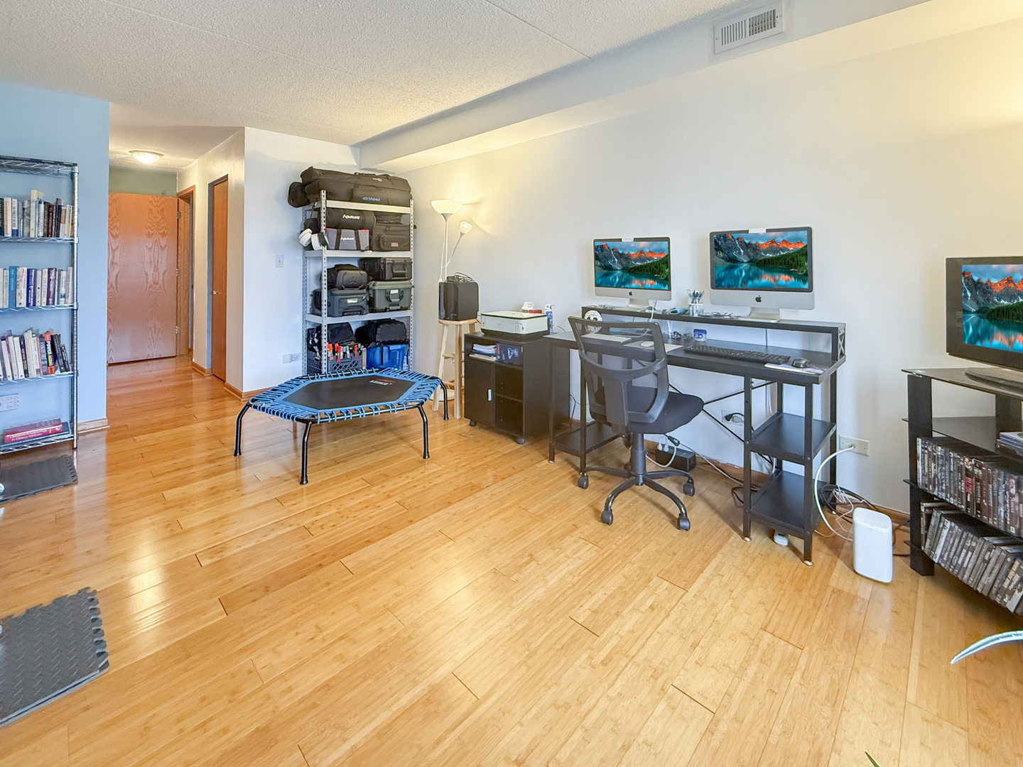5840 W Lawrence Avenue Unit: 301