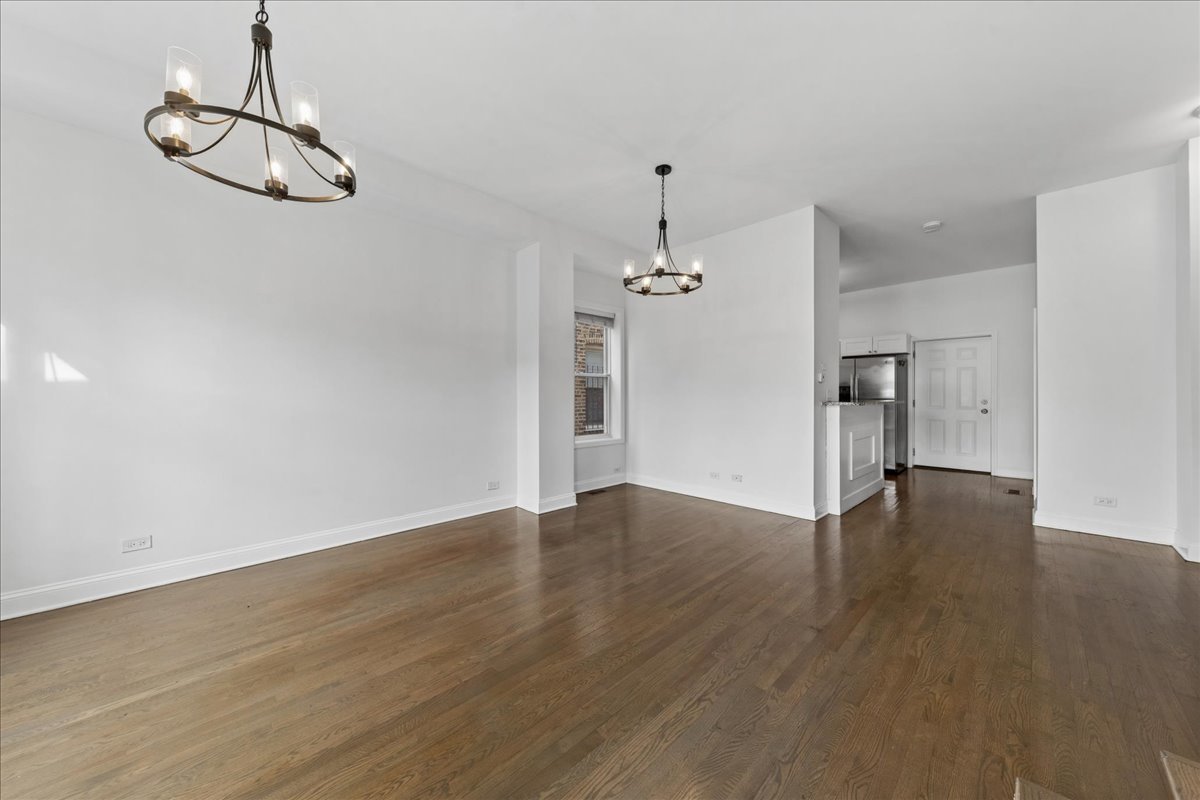 3348 W Le Moyne Street