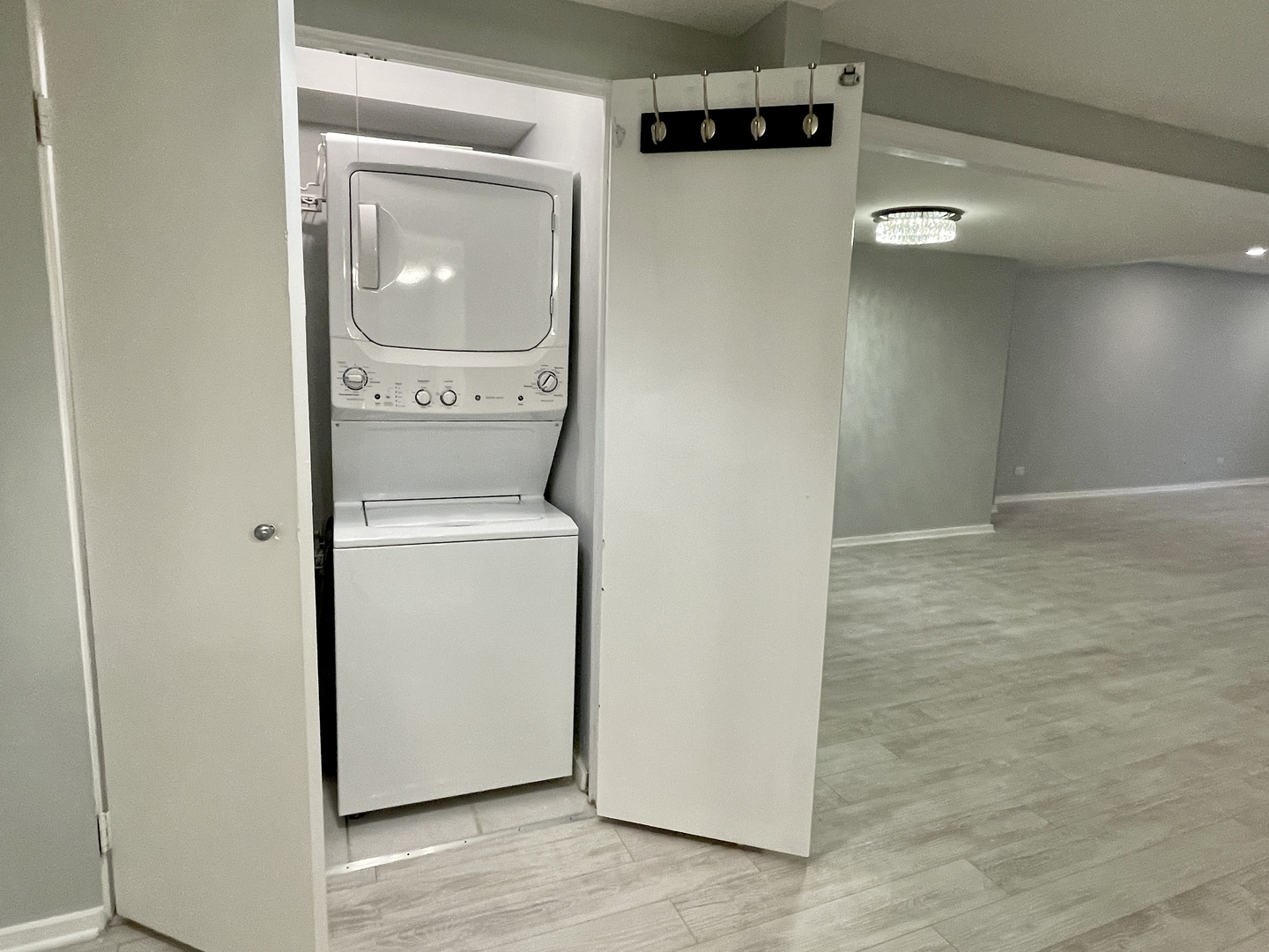 40 E 9th Street Unit: 804