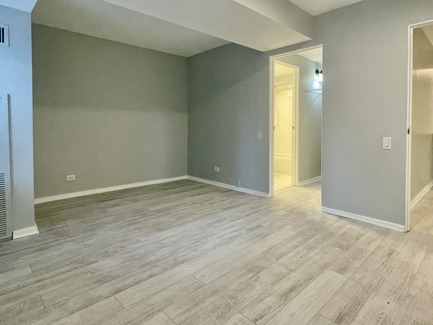 40 E 9th Street Unit: 804