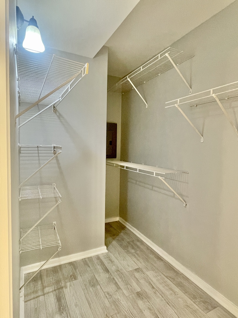 40 E 9th Street Unit: 804