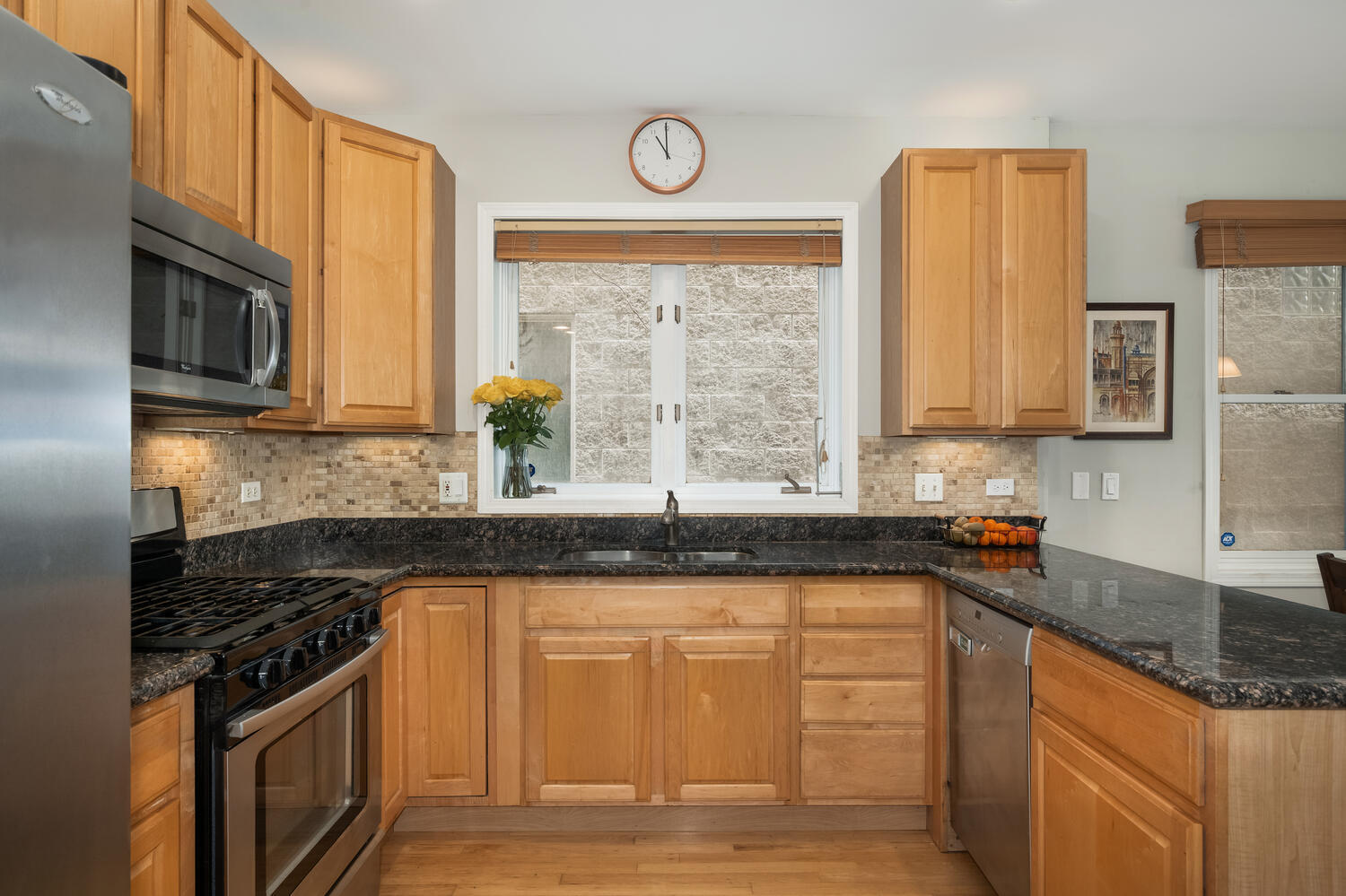 1242 W Ohio Street Unit: 1E