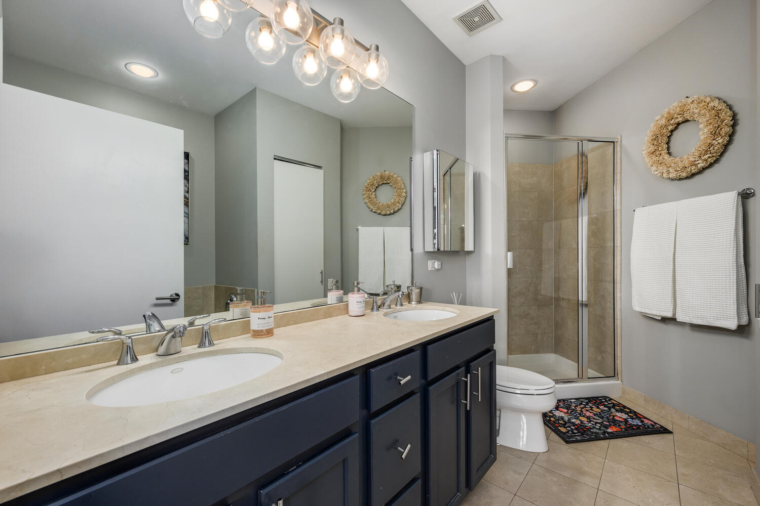 859 W Erie Street Unit: 501