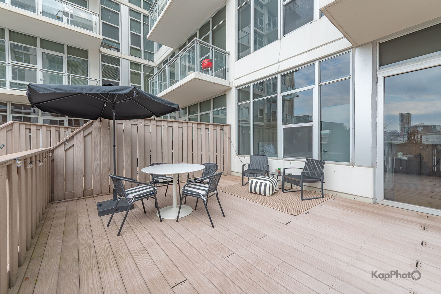 901 W Madison Street Unit: 403