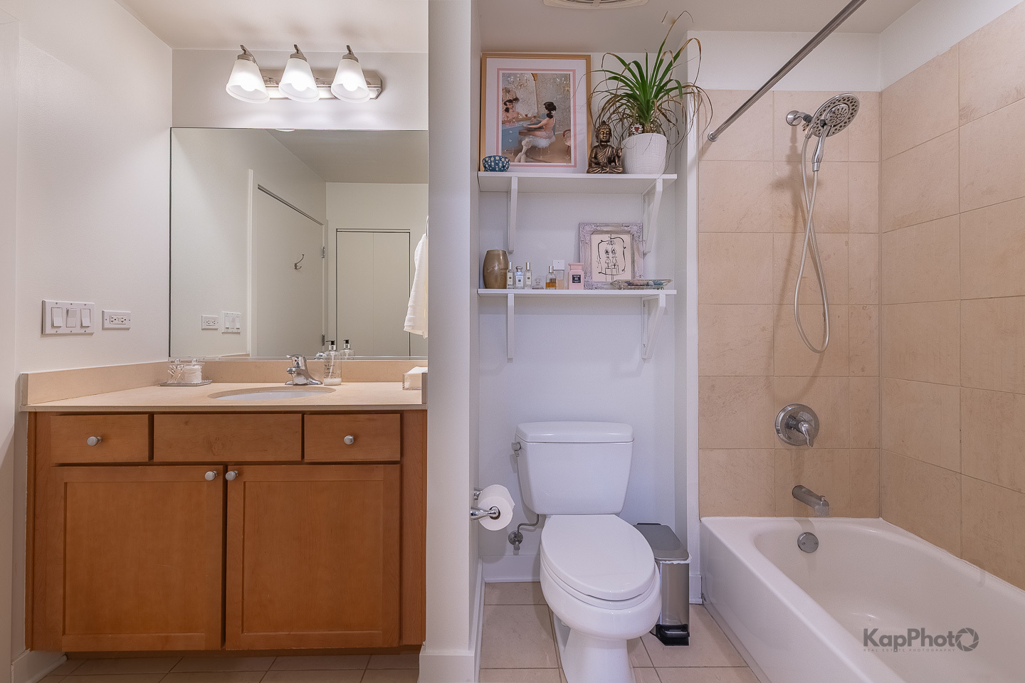 901 W Madison Street Unit: 403