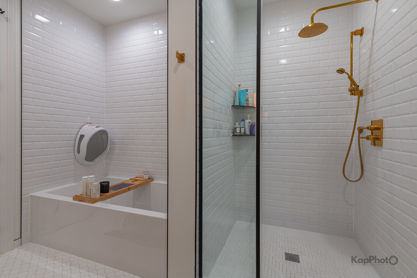 2646 W Augusta Boulevard Unit: 1