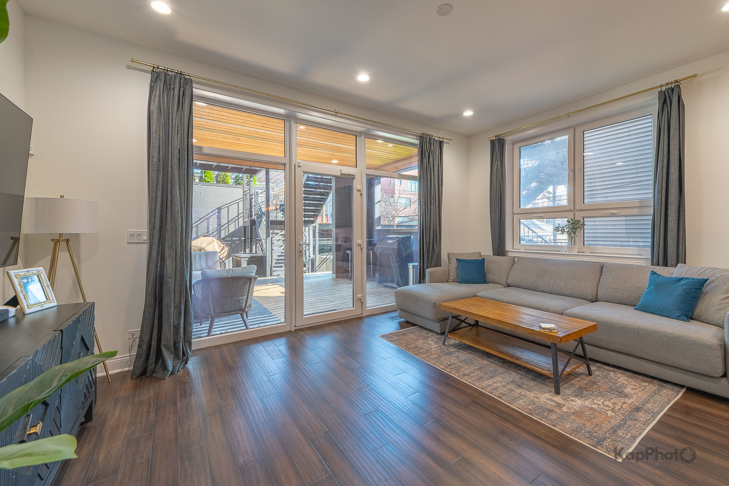 2646 W Augusta Boulevard Unit: 1