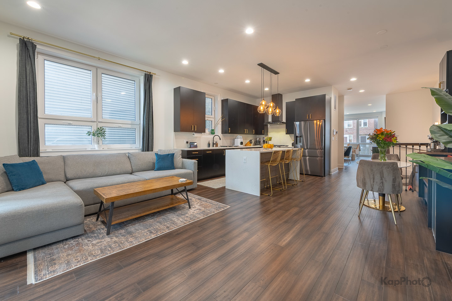 2646 W Augusta Boulevard Unit: 1