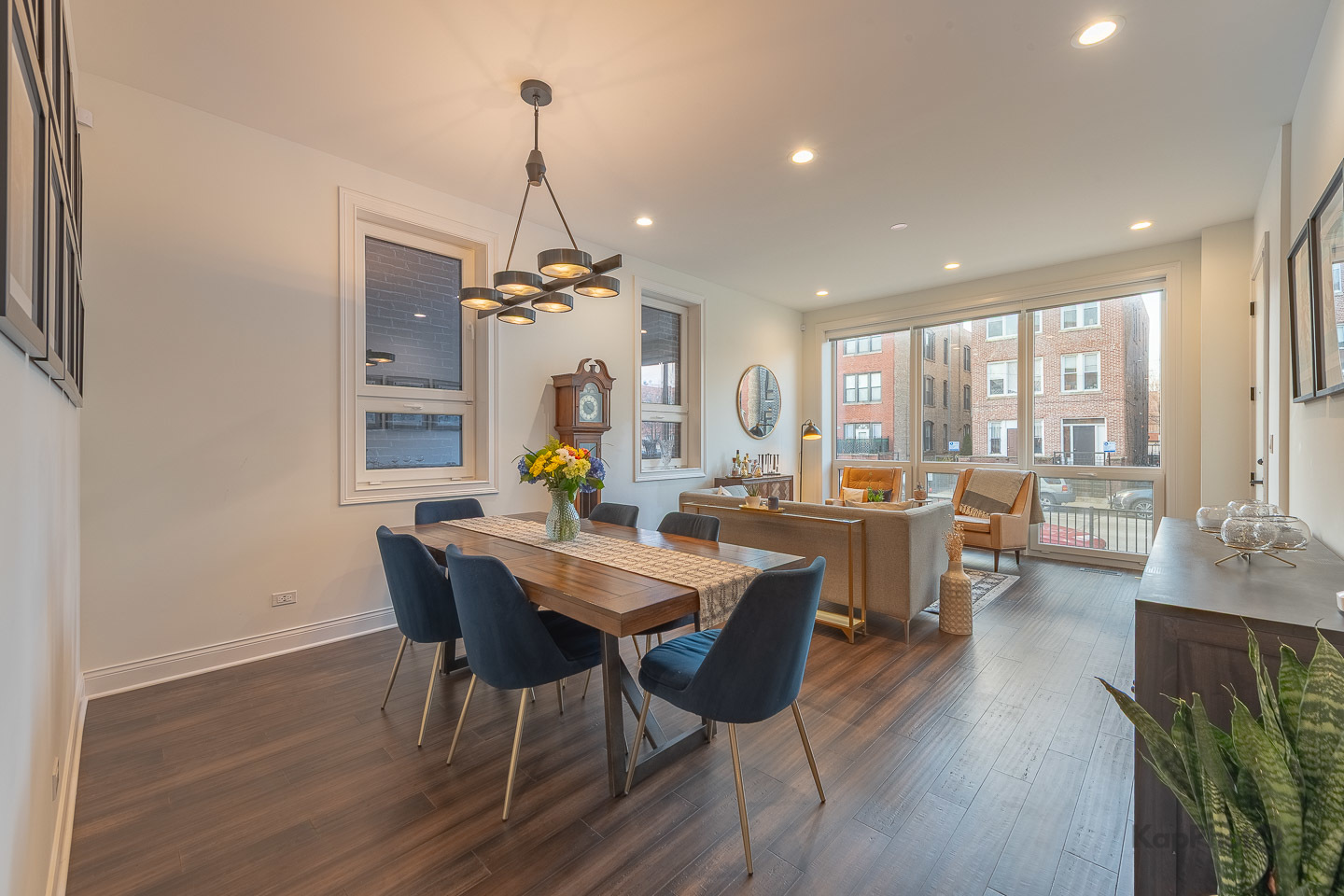 2646 W Augusta Boulevard Unit: 1