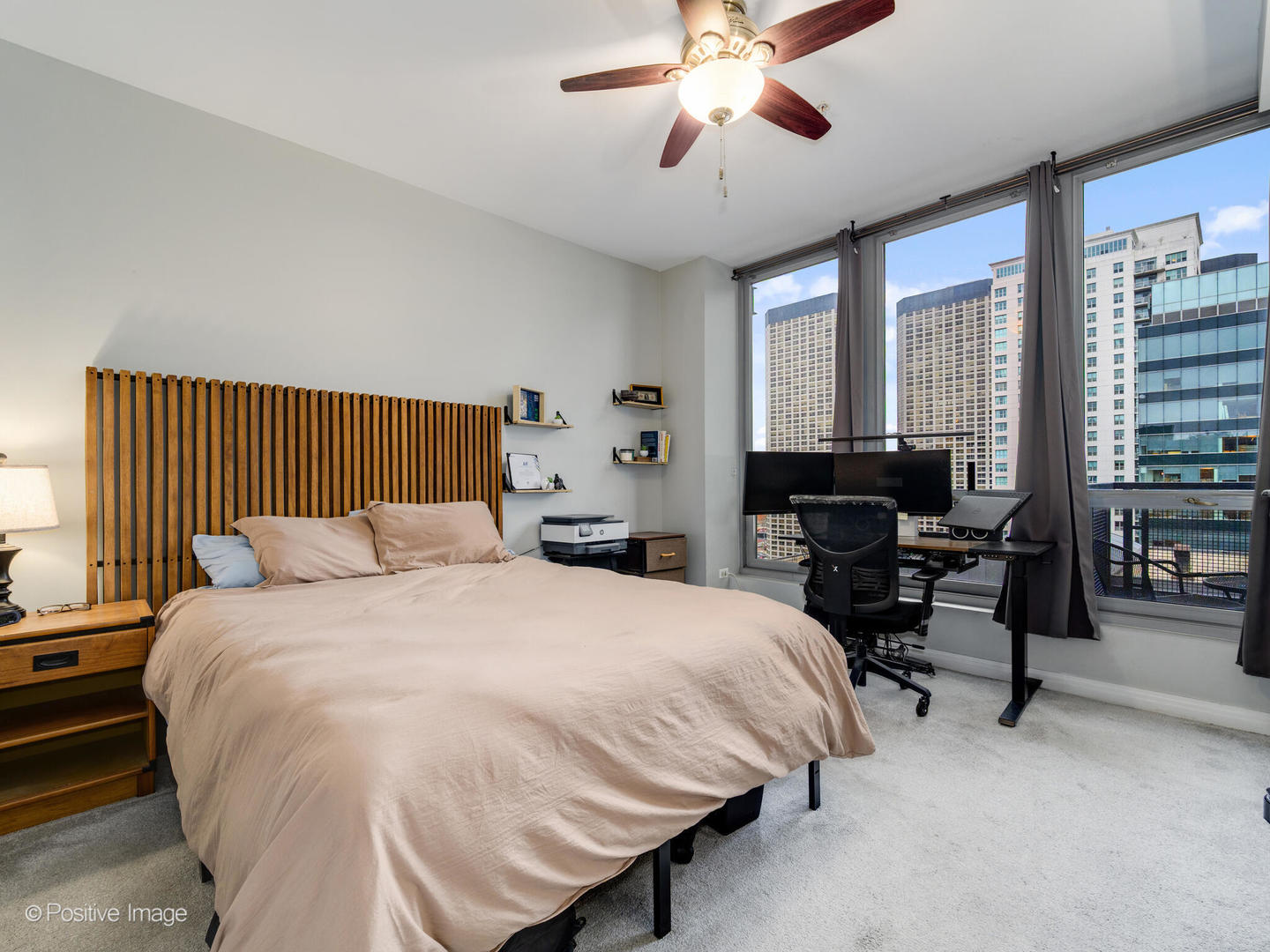 565 W QUINCY Street Unit: 1602