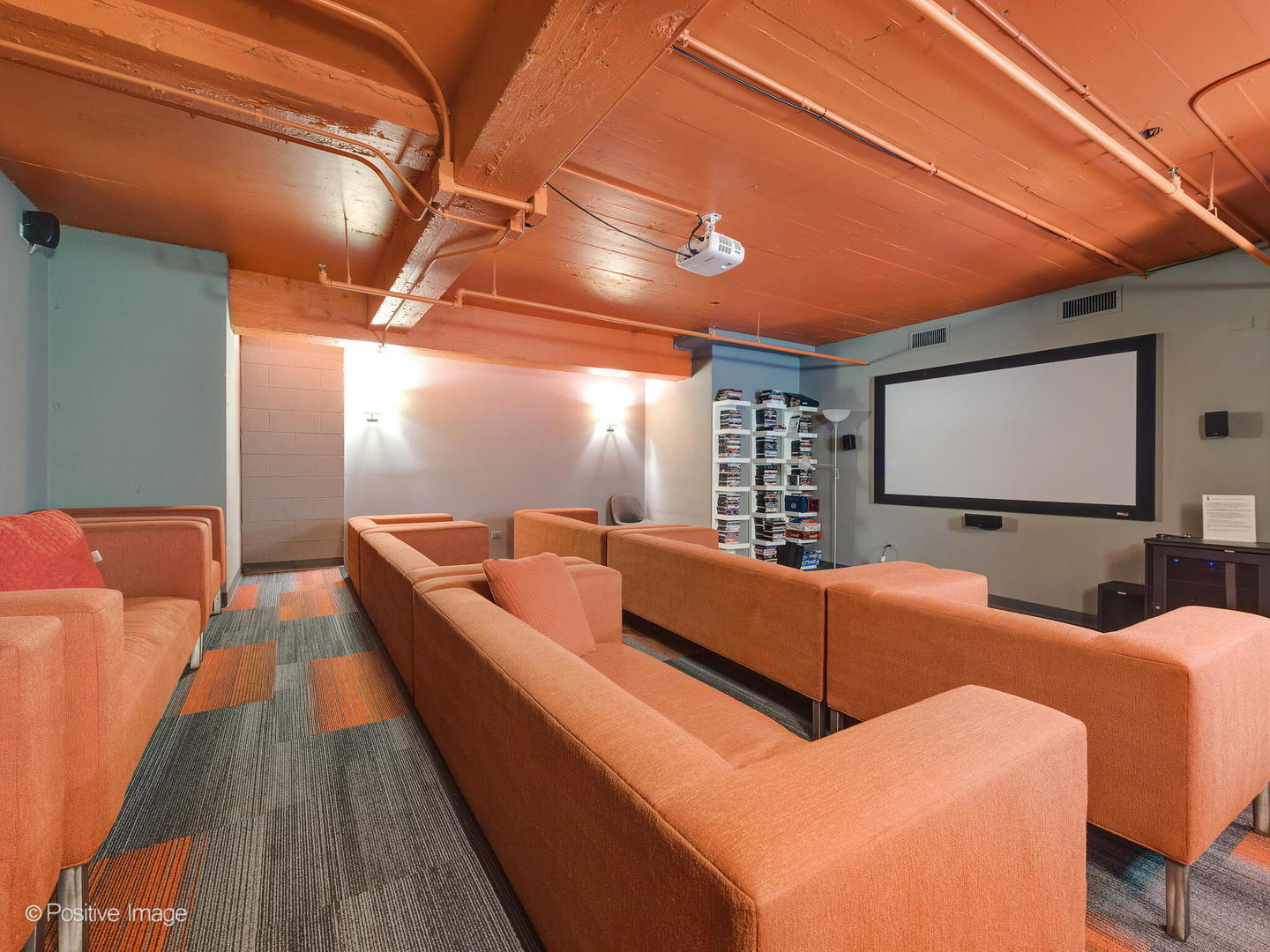 565 W QUINCY Street Unit: 1602