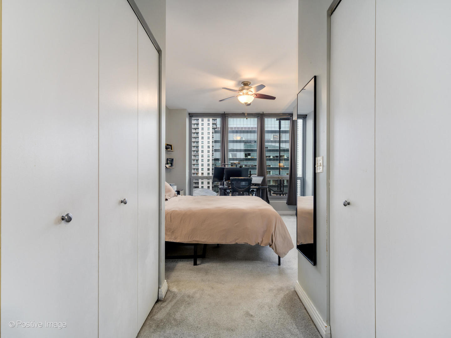 565 W QUINCY Street Unit: 1602