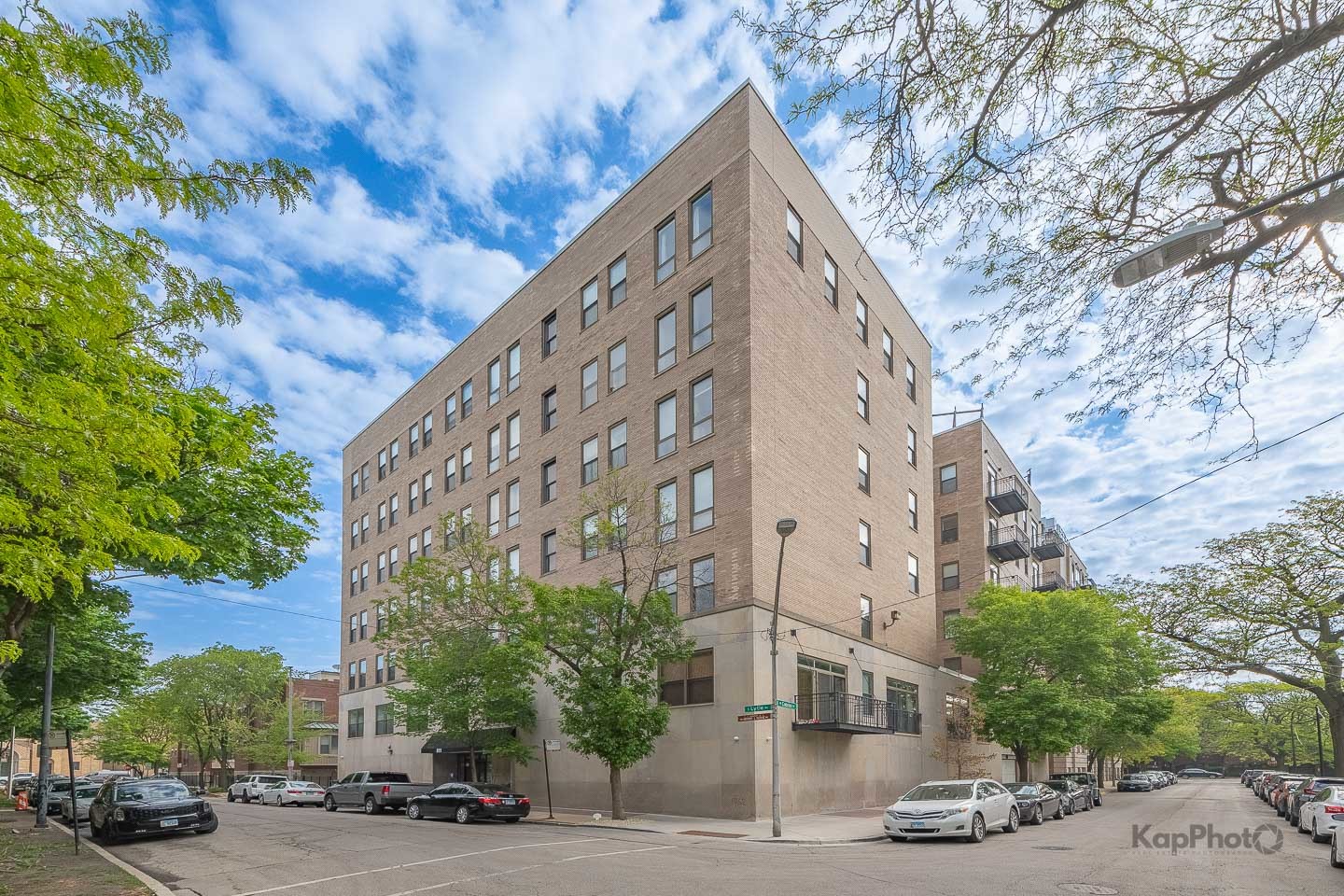 811 S Lytle Street Unit: 410