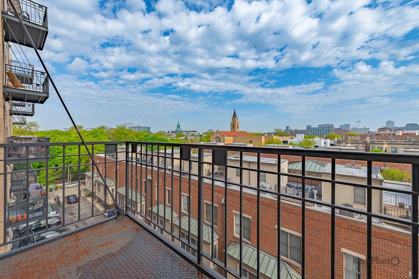 811 S Lytle Street Unit: 410