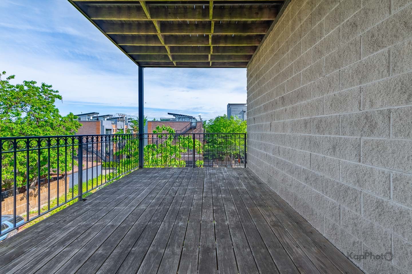2226 W Monroe Street Unit: 3
