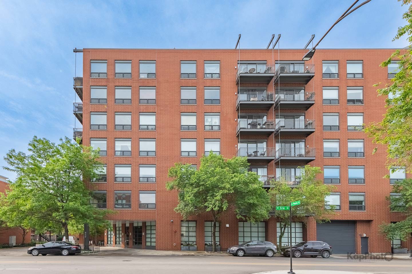 859 W Erie Street Unit: 506