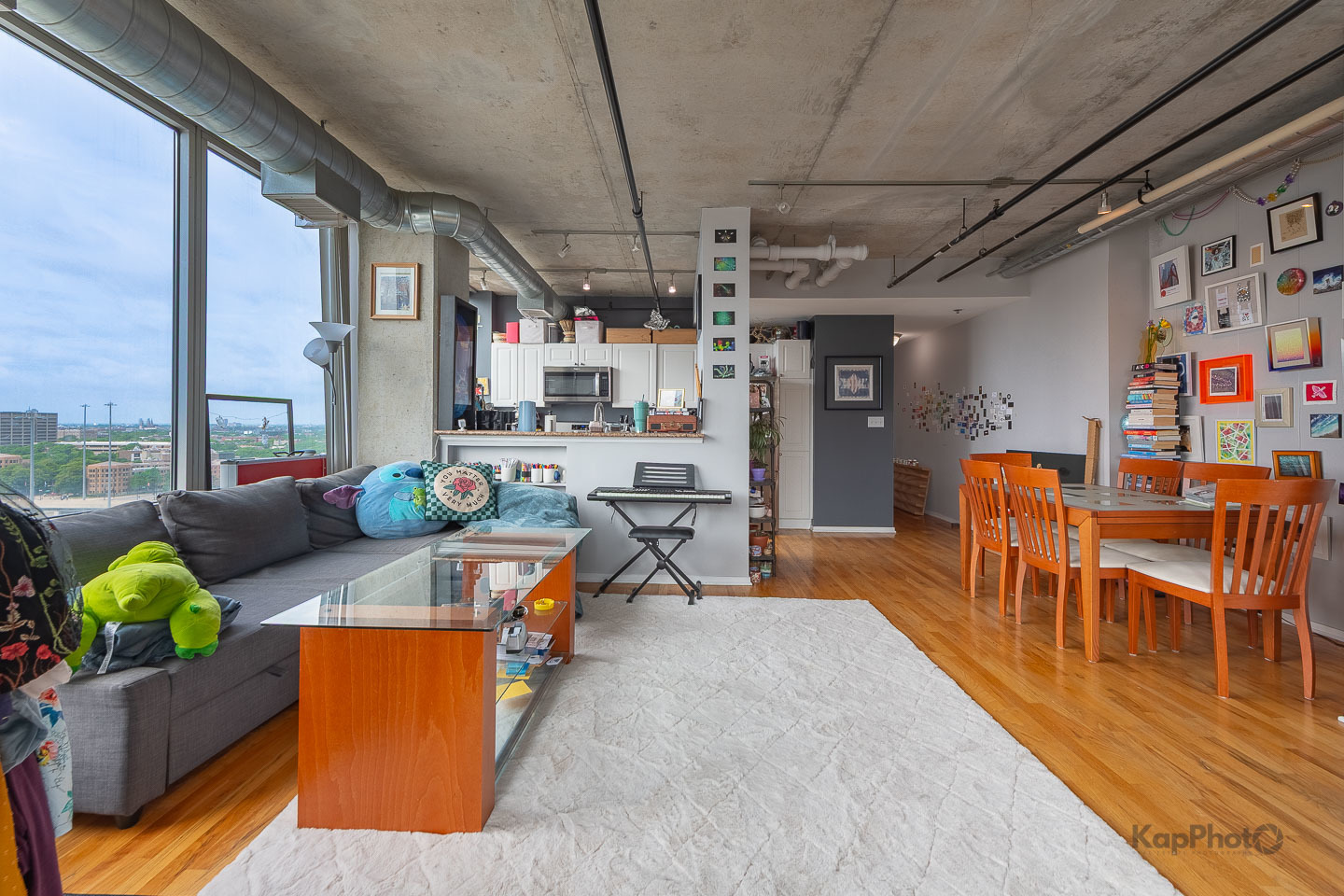 700 W Van Buren Street Unit: 1404