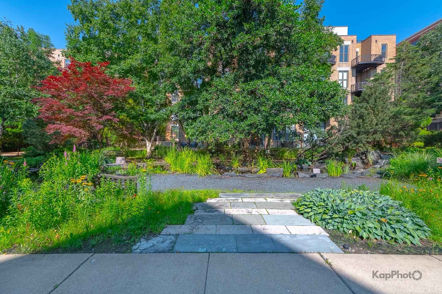 1330 W MONROE Street Unit: 108