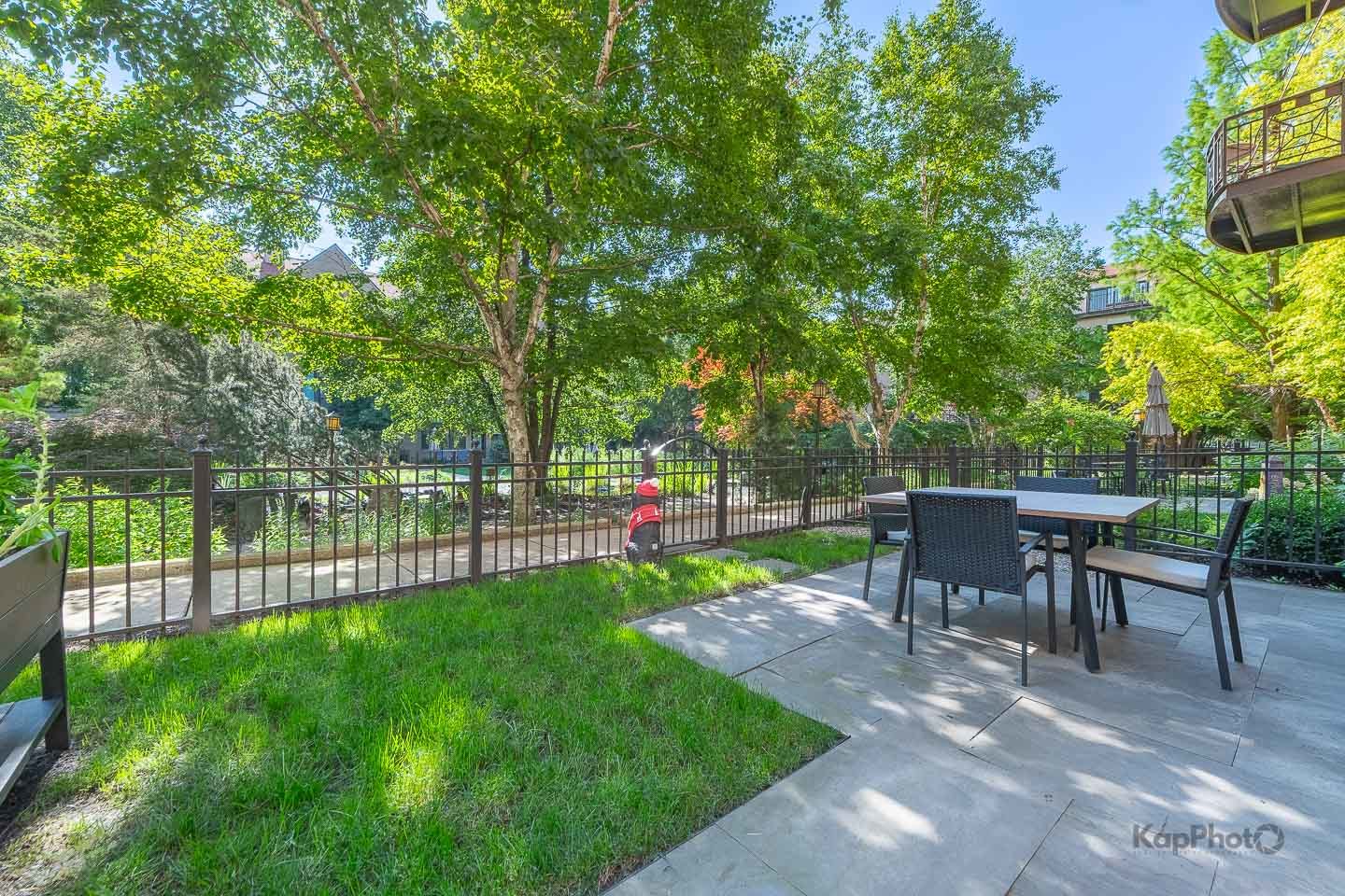 1330 W MONROE Street Unit: 108