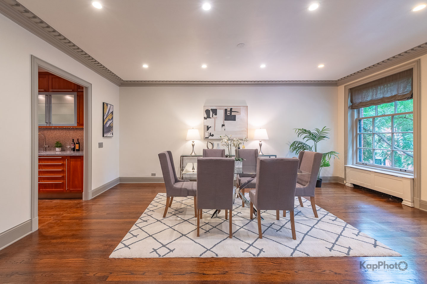 24 E Scott Street Unit: 2