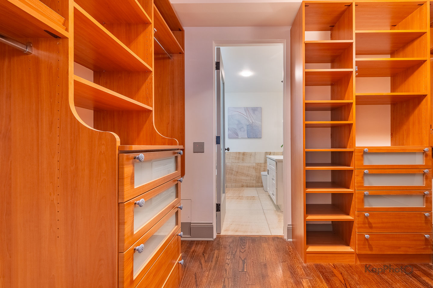 24 E Scott Street Unit: 2